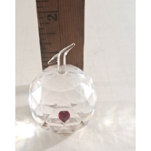 Clear Crystal Apple Paperweight Sculpture With Red Heart 1.5" Art Glass Faceted - Picture 6 of 6